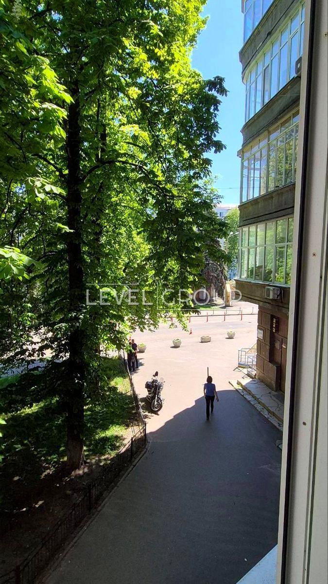 Академіка Богомольця вул., 7-14