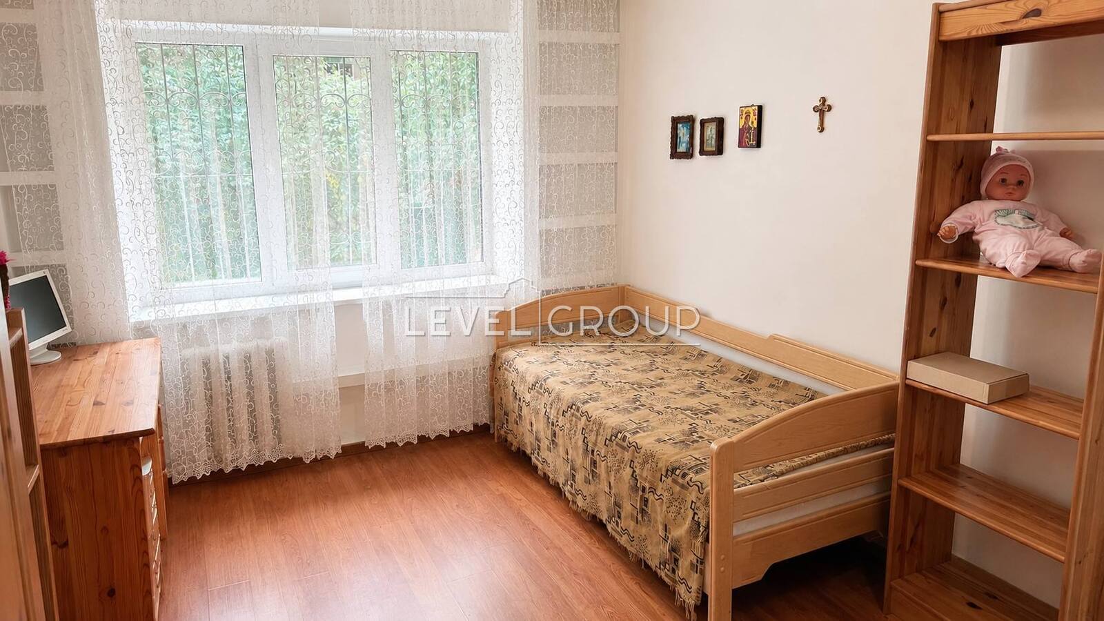 Єреванська вул., 14Г