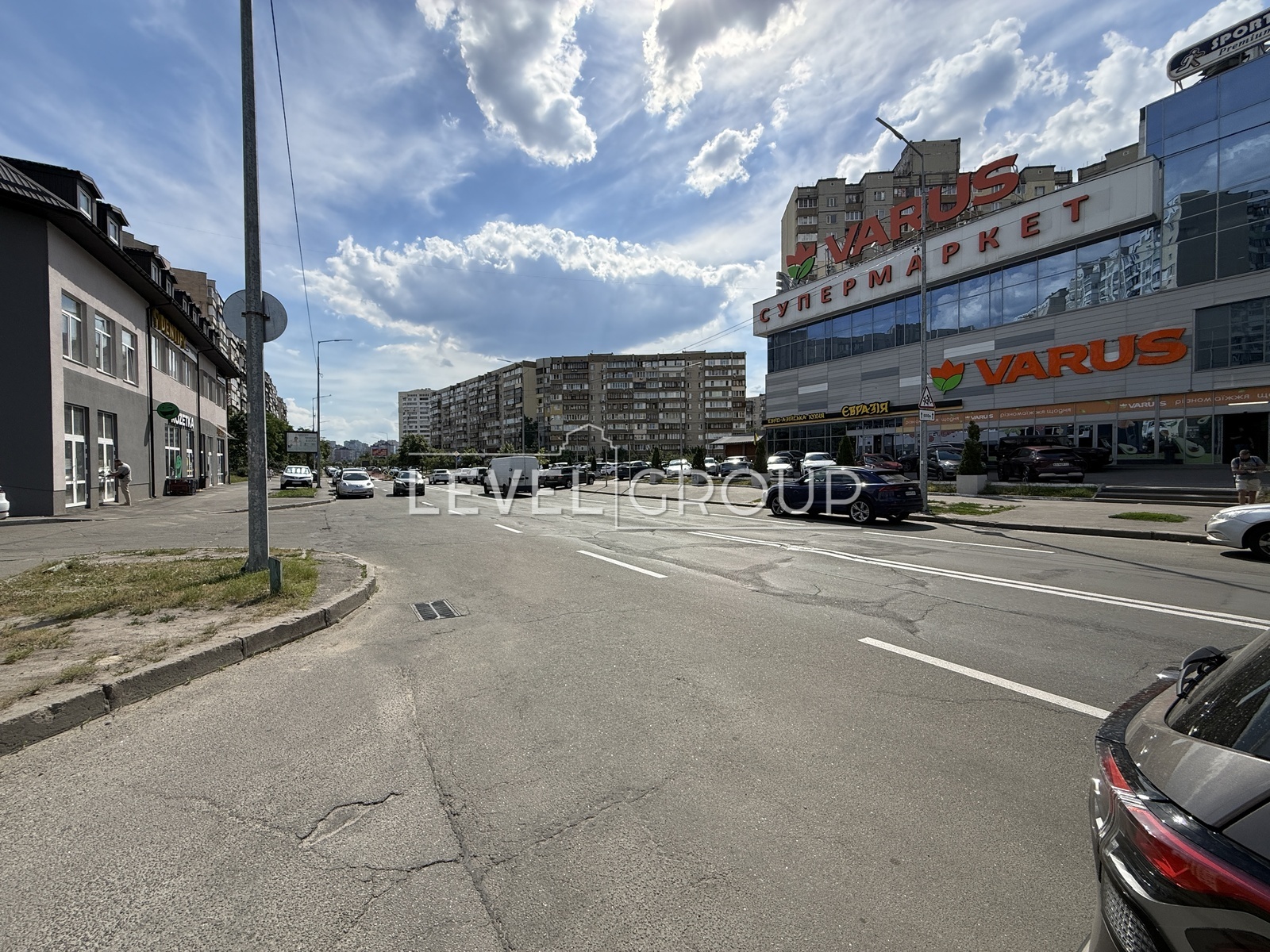 Drahomanova St., 21