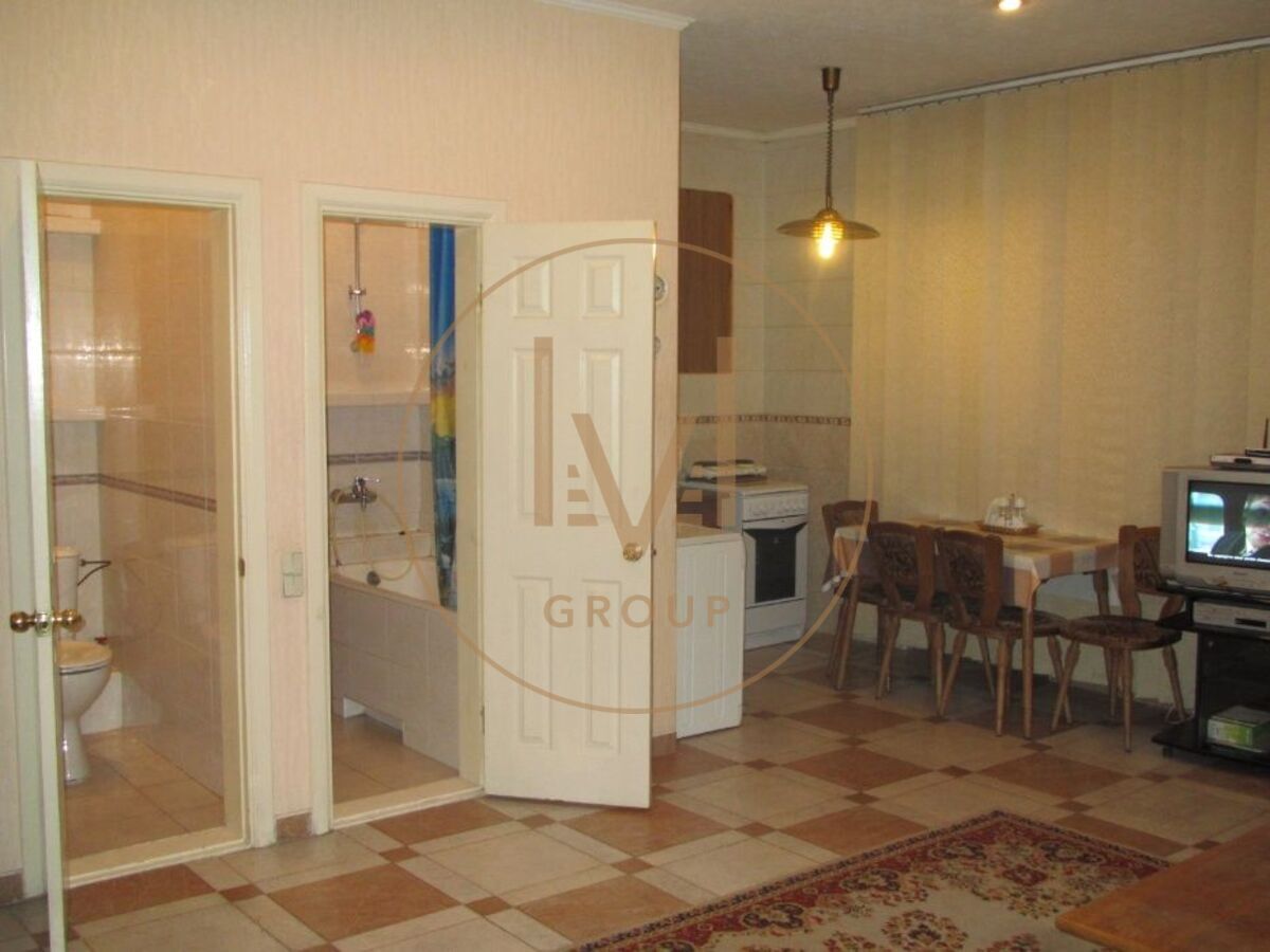 Басейна вул., 7
