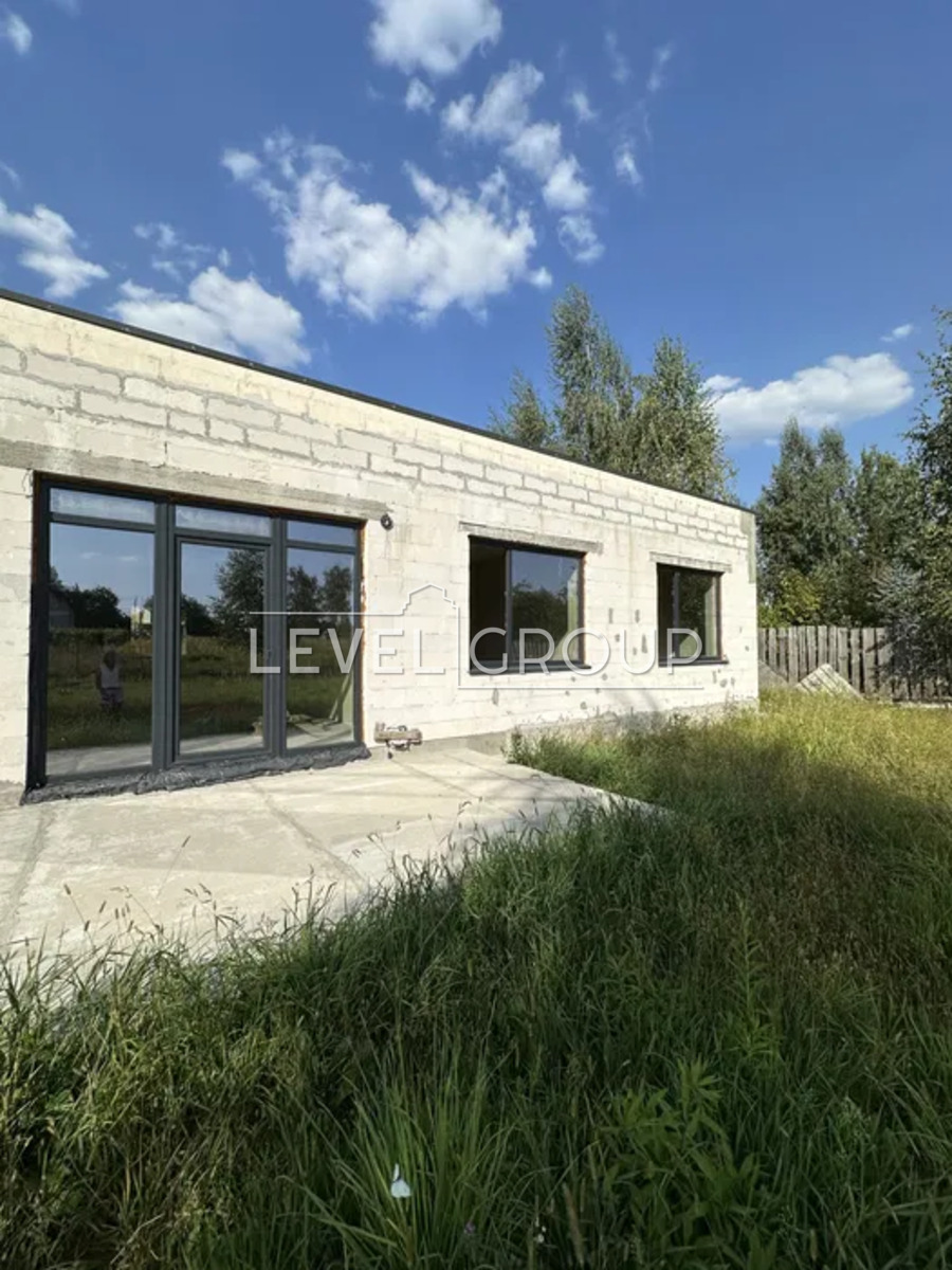 Квітнева вул.