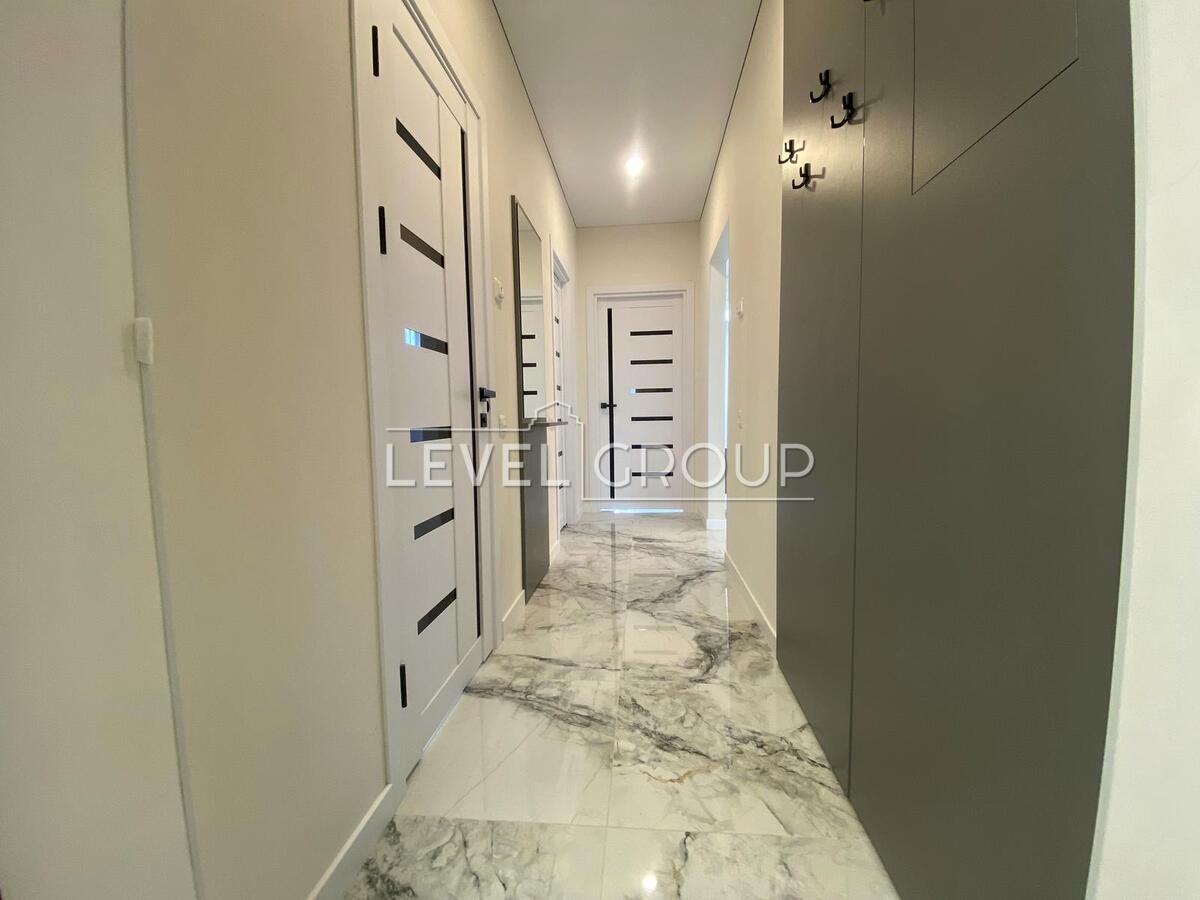 Повітряних Сил просп. (Повітрофлотський), 56