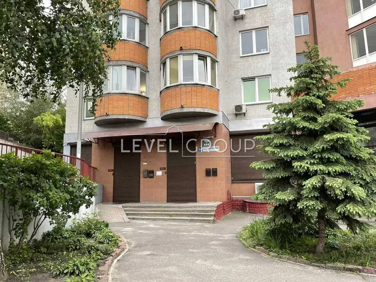 Феодосійський пров., 14