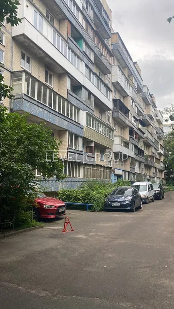 Політехнічна вул., 5а
