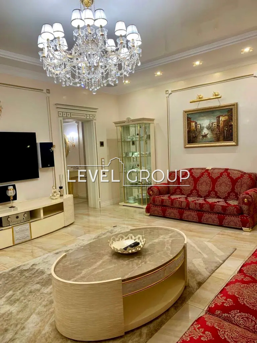 Lesia Ukrainka Blvd., 7B