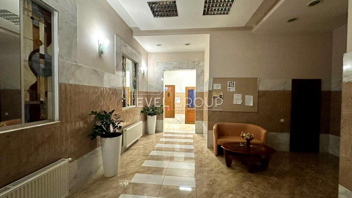 Оболонська Набережна вул., 1 к2