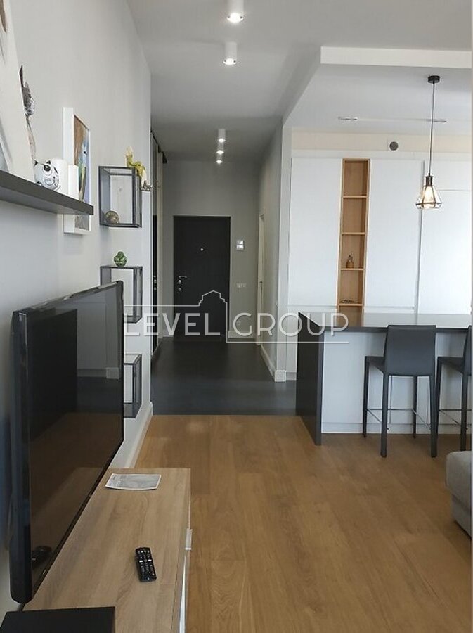 Золотоустівська вул., 47/49