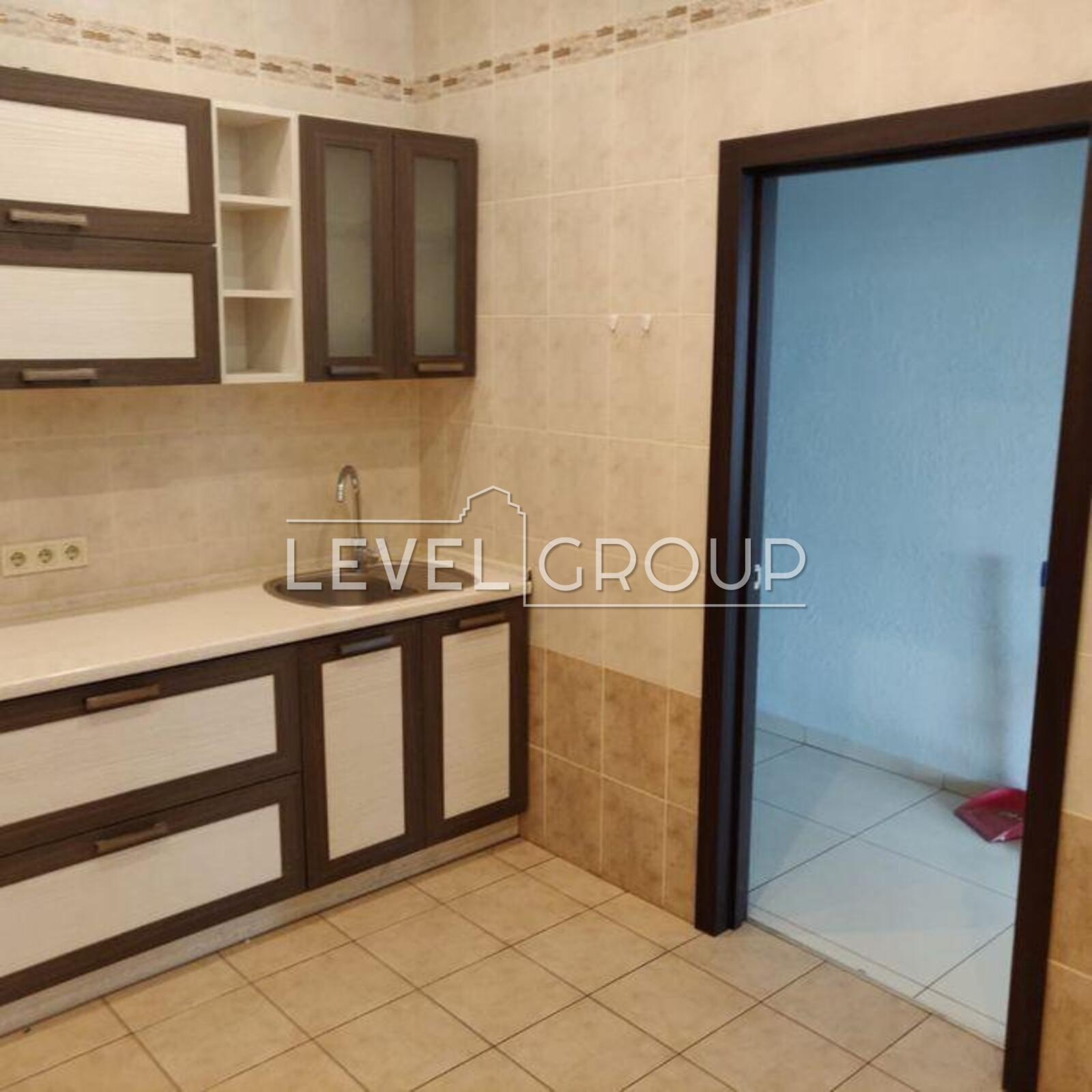 Кловський узвіз, 7