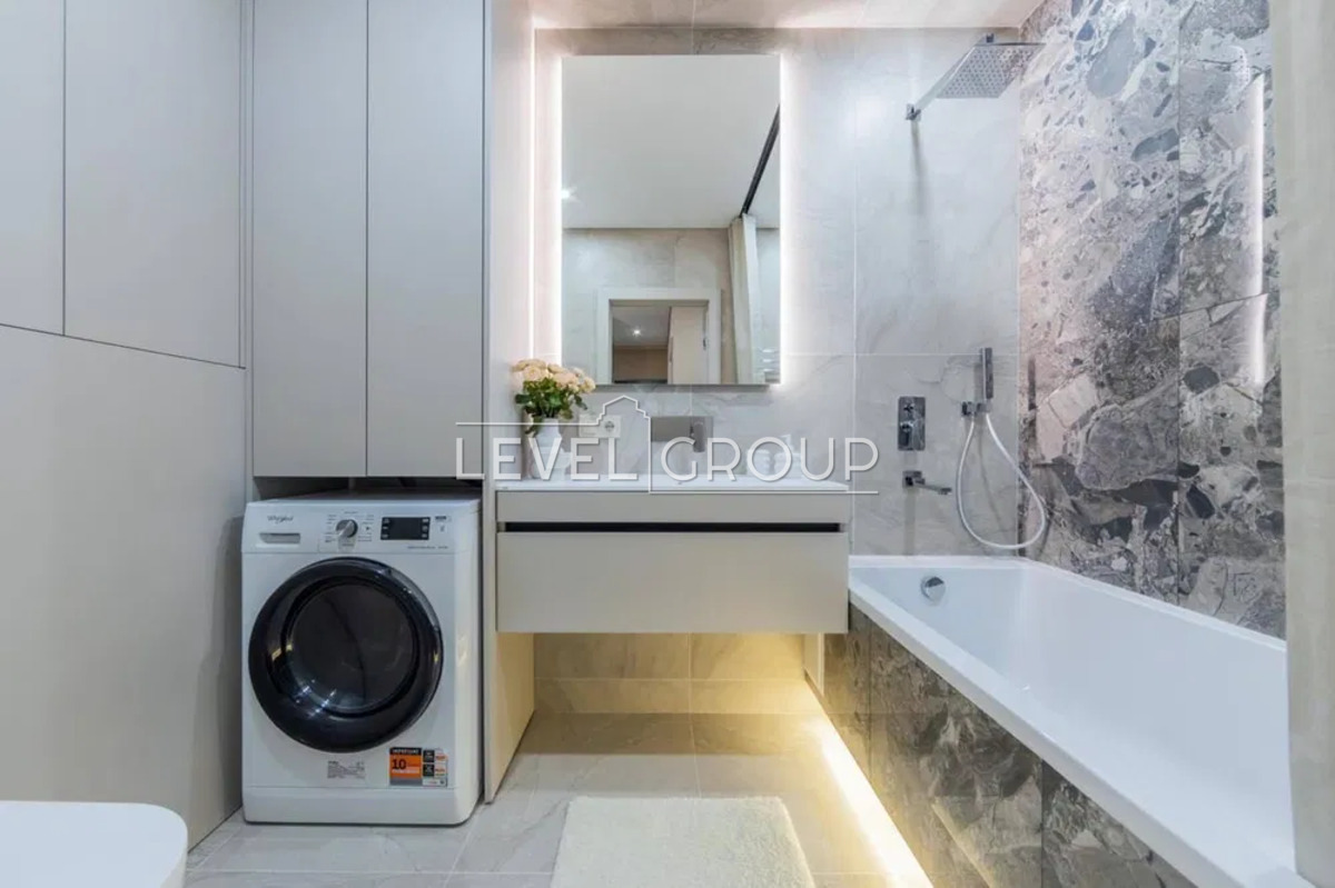 Михайла Максимовича вул. (Онуфрія Трутенка), 26