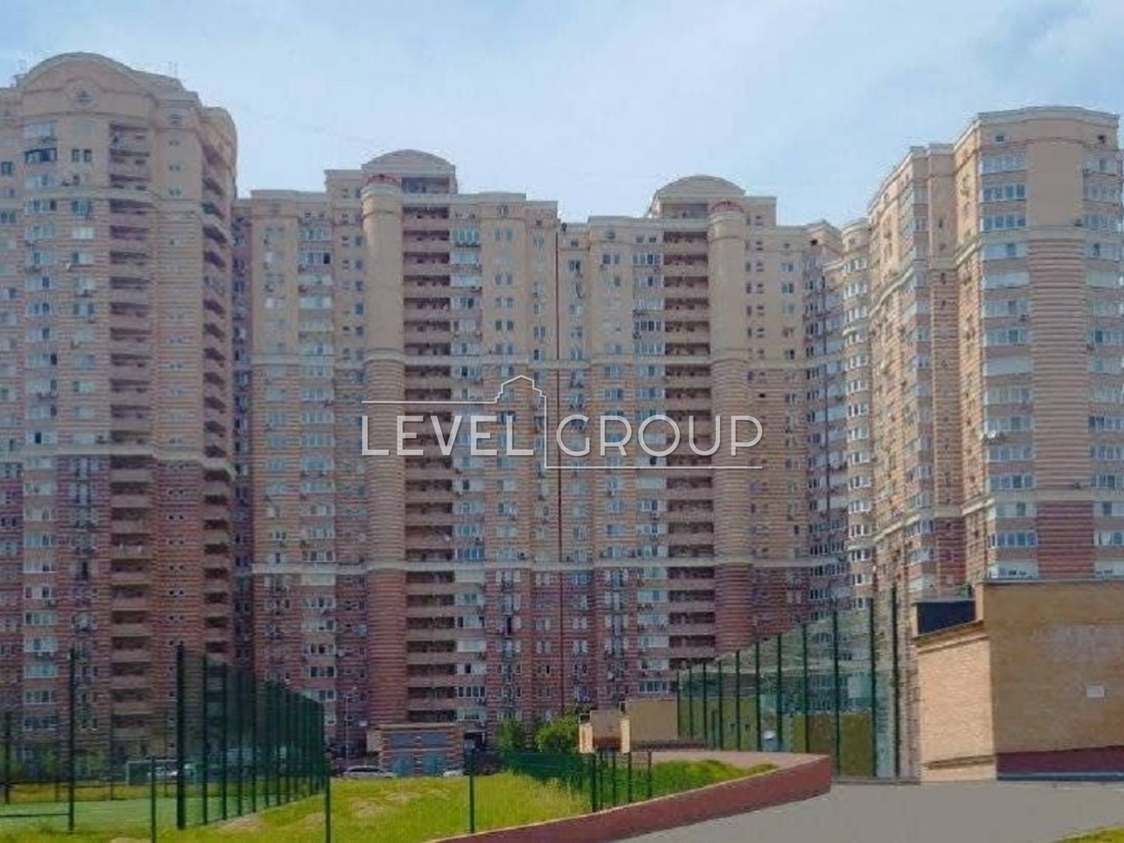 Голосіївська вул., 13