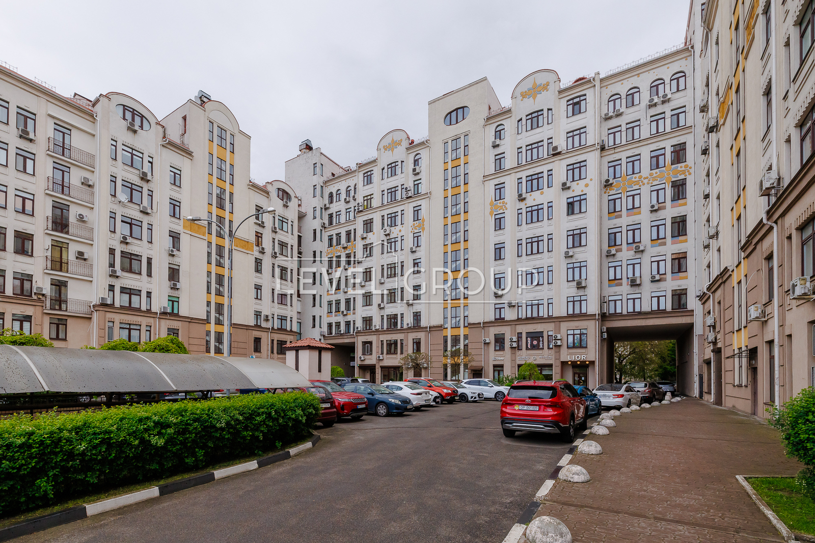 Щекавицька вул., 30/39