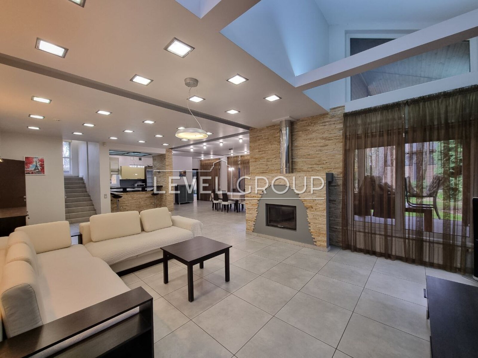 Плютовська, 2