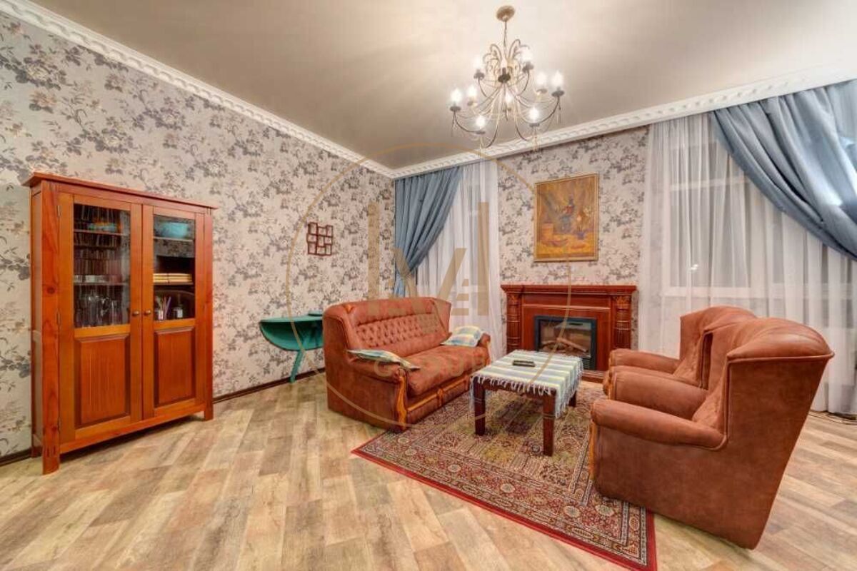 Жилянська вул., 118