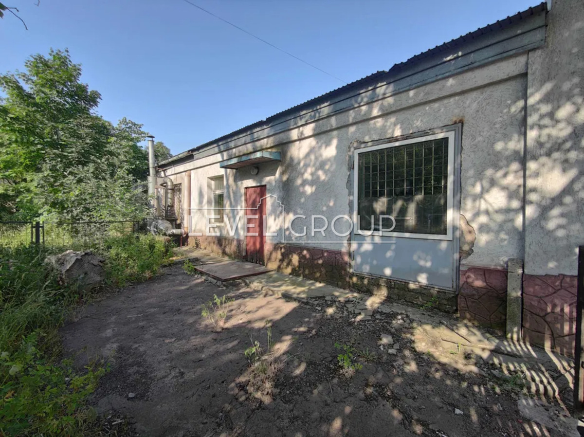 Зрошувальна вул., 5