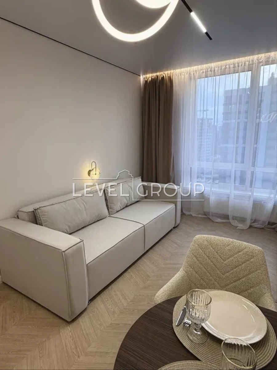 Oleksandra Olesia St., 9A