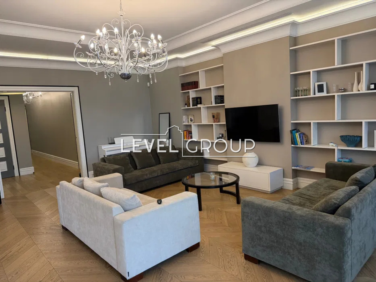 Новоселицька вул., 10