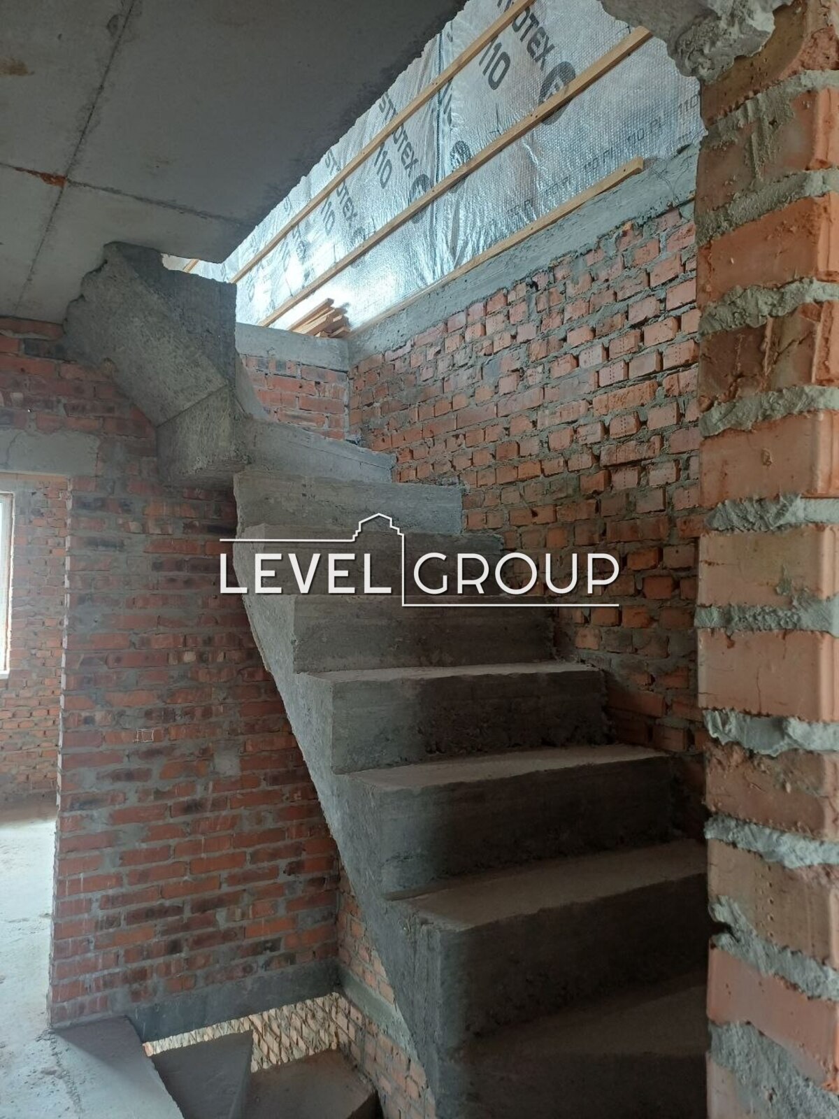 Barvinkova St., 45