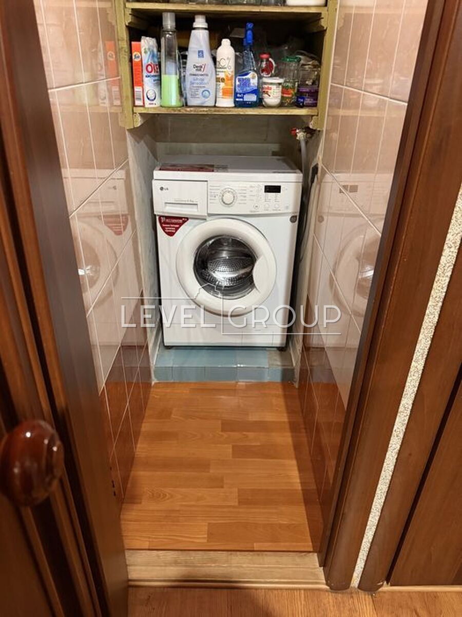 Райдужна вул., 3б