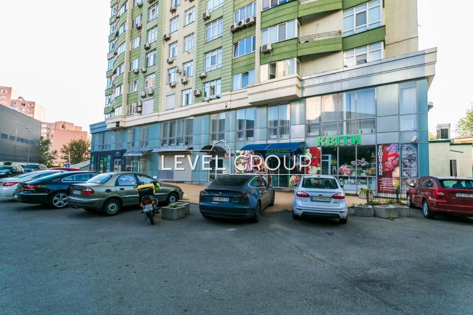 Valery Lobanovsky Ave. (Chervonozoryany), 4B