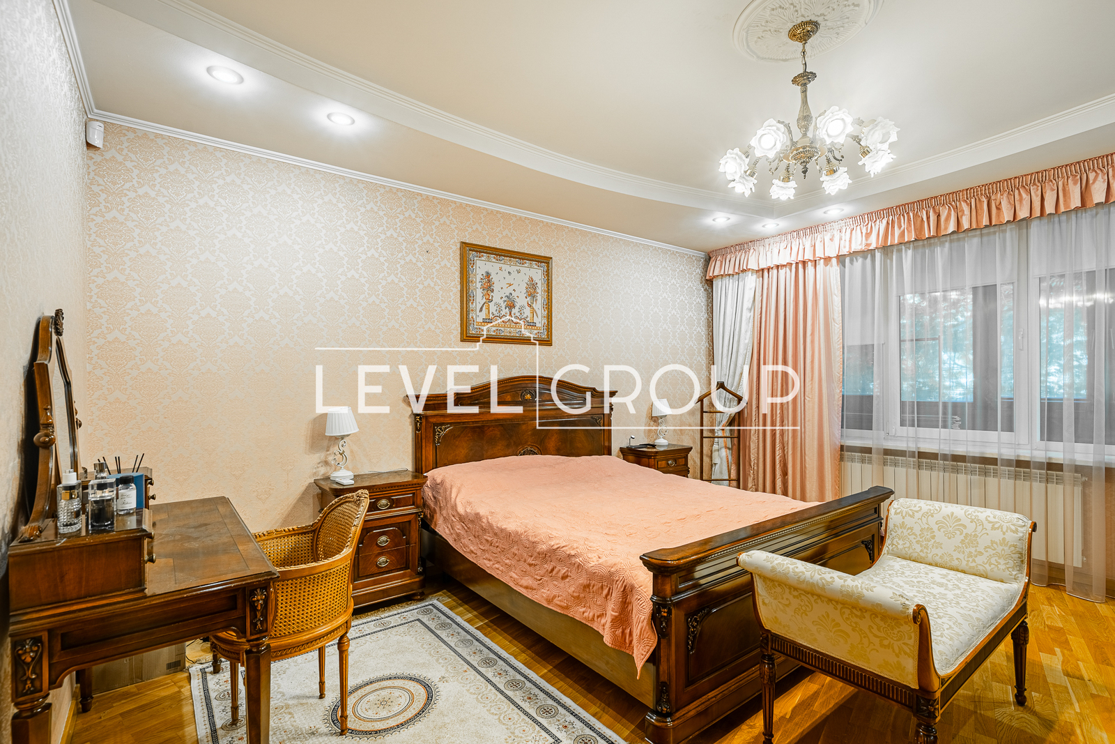 Тарасівська вул., 21