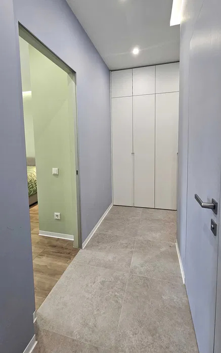 Salyutna St., 2b.19