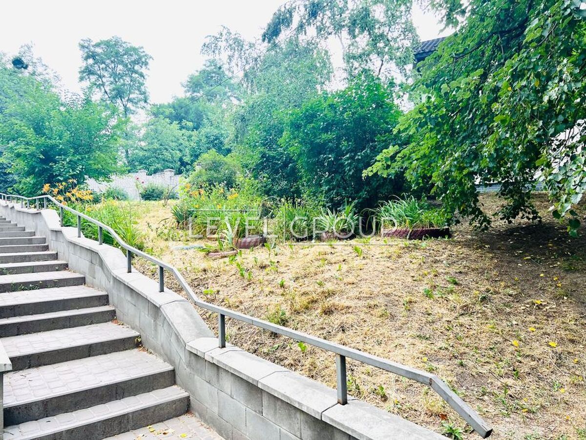 Oleny Telihy St., 57