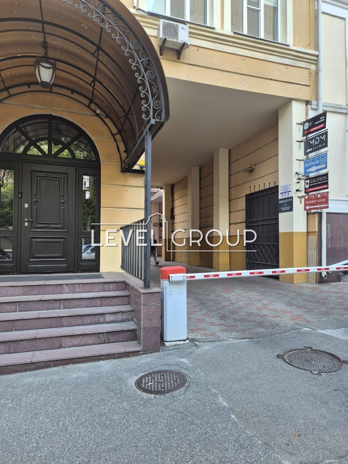 Hlybochytska St., 40p.