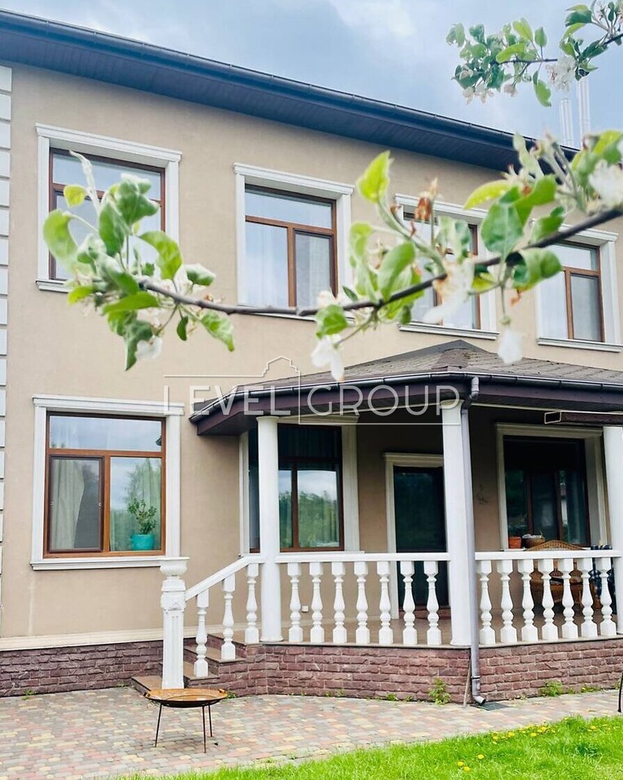 Starytskogo St., 11