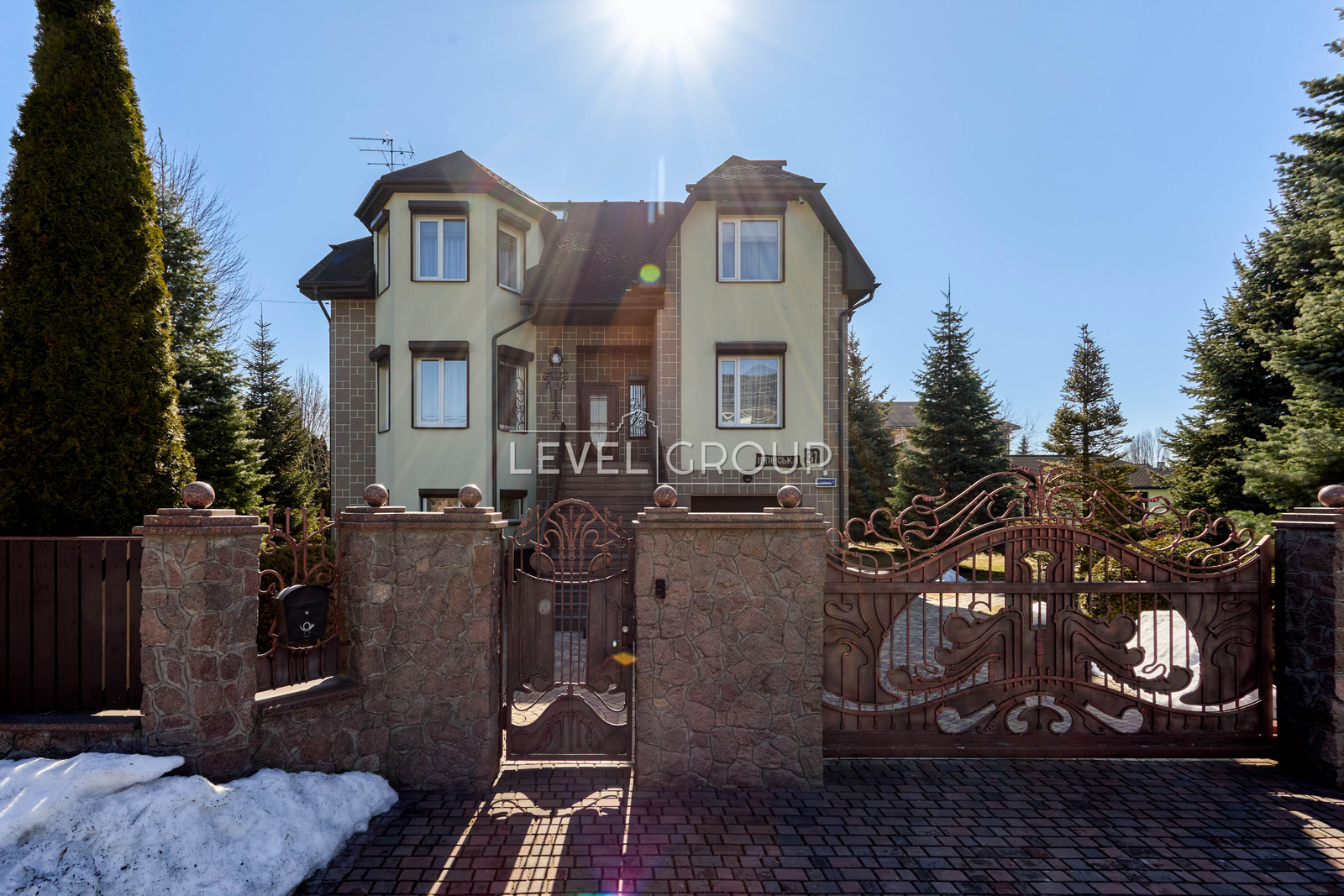 Ірпінська вул., 31