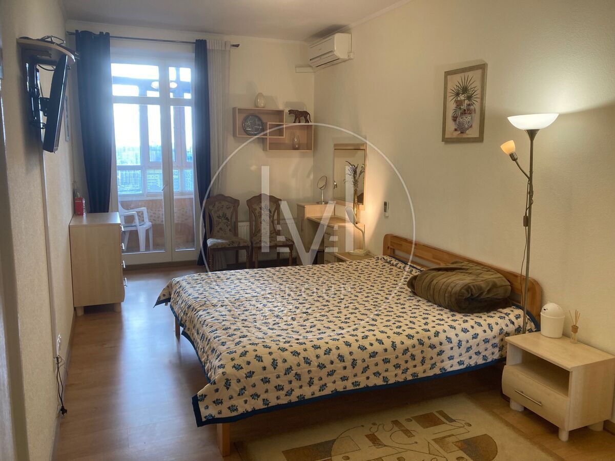 Yevgena Konovaltsia str. (Schorsa), 36v