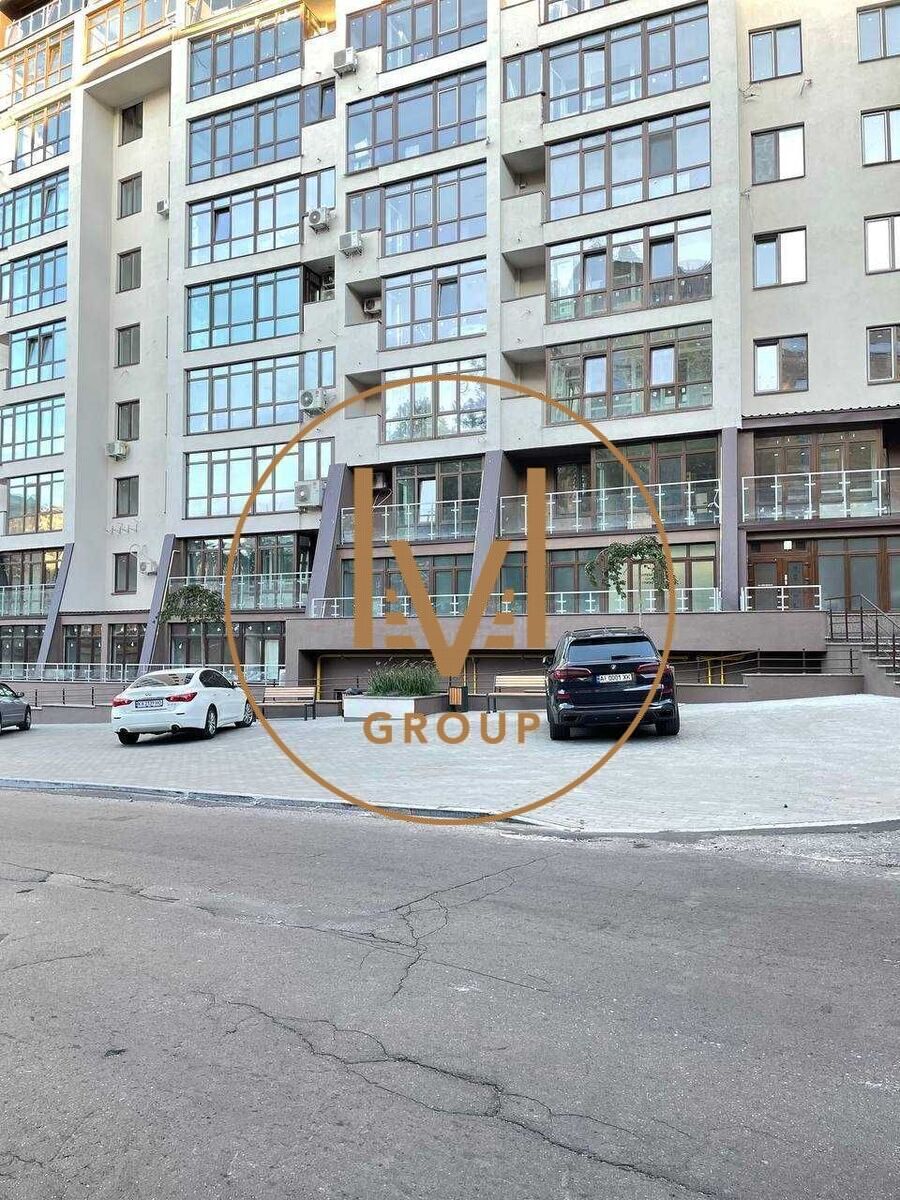 Глибочицька вул., 13