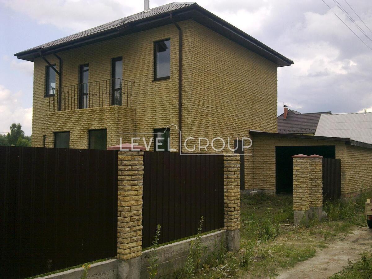 Mykola Leontovych St., 8