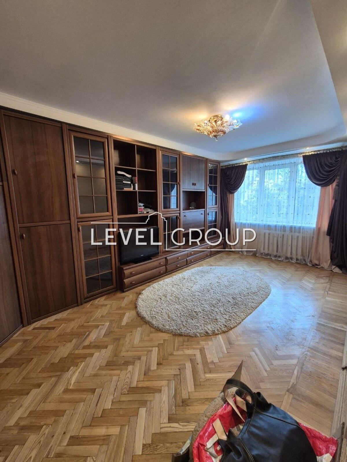 Svobody Ave., 28b