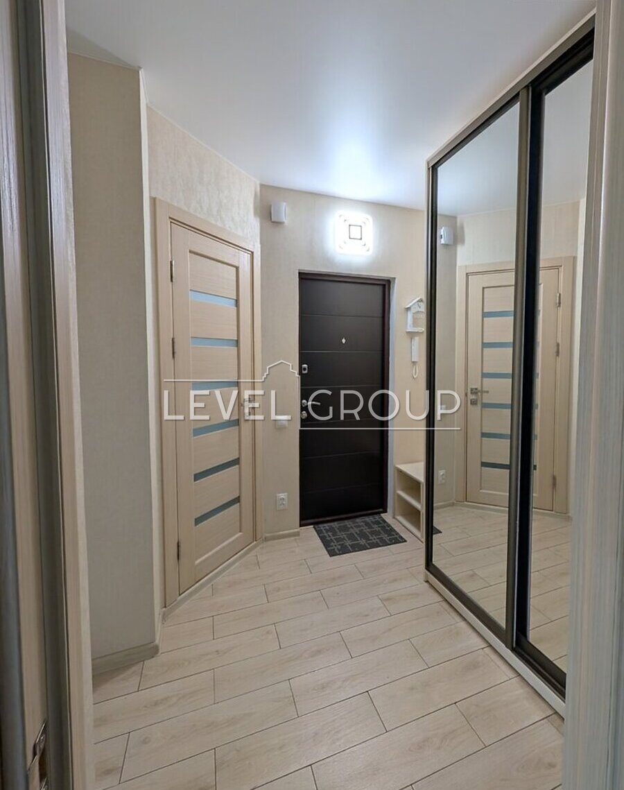 Композитора Лятошинського вул., 8А