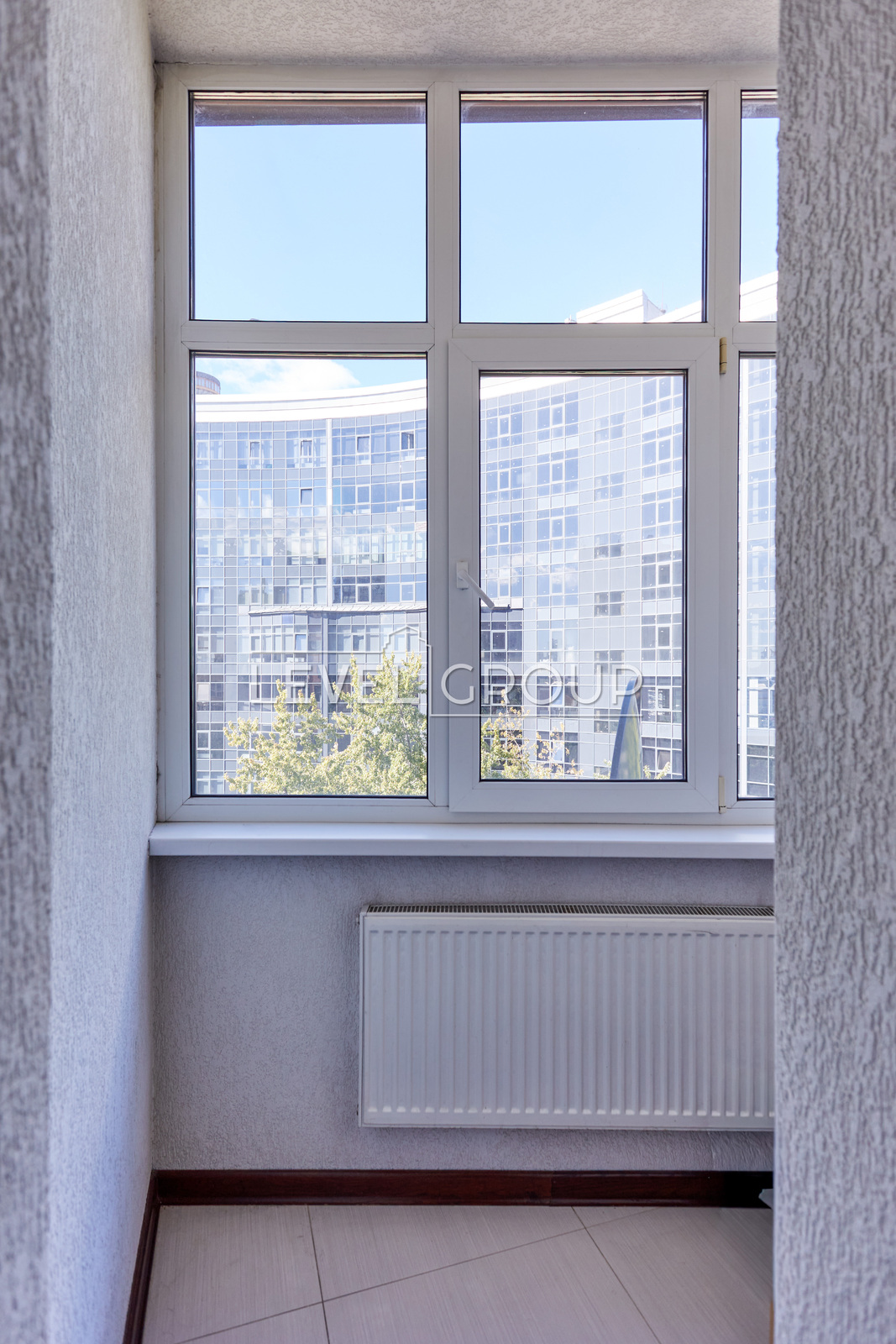 Коновальця, 36Б