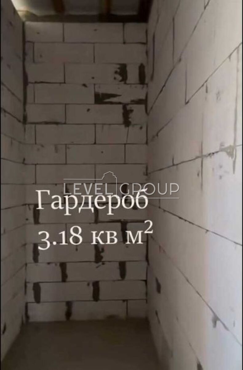 Б. Хмельницького вул.