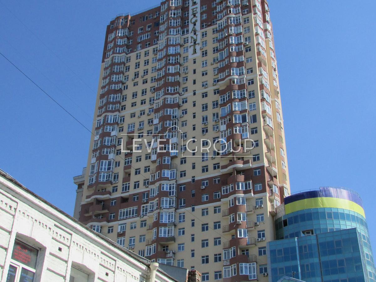 Жилянська вул., 118