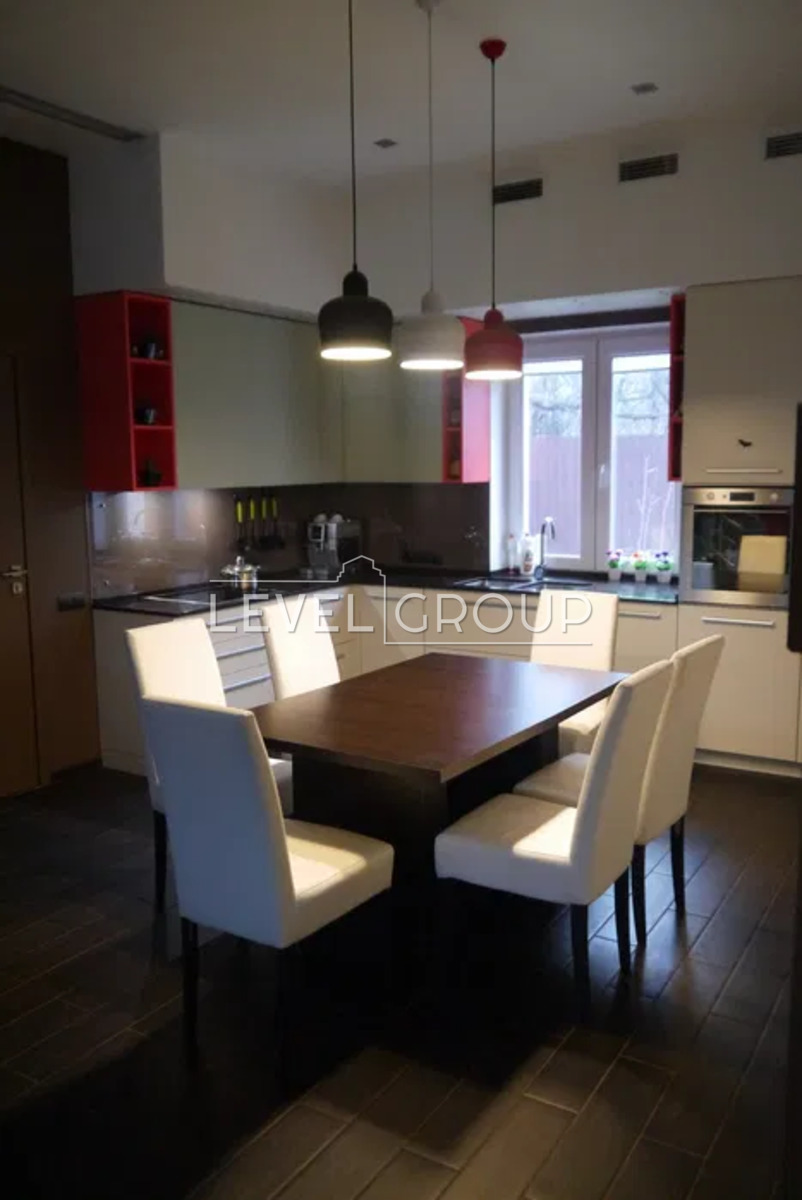 перша садова