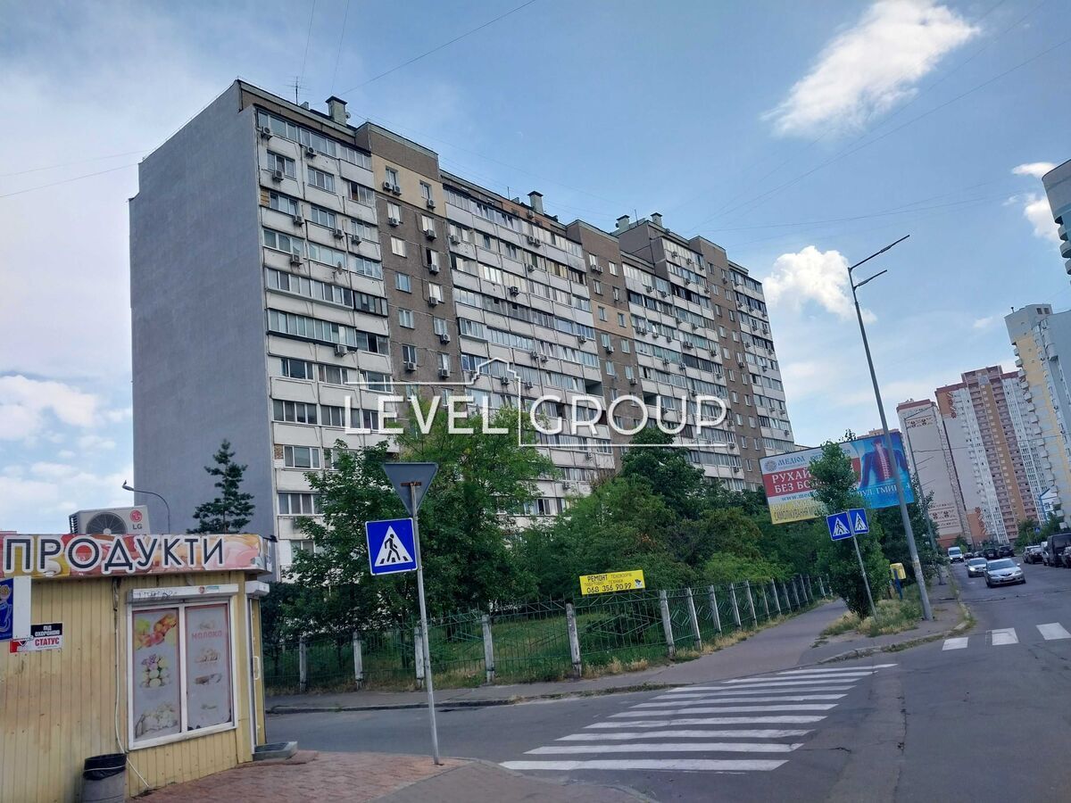 Borys Gmyri St., 3