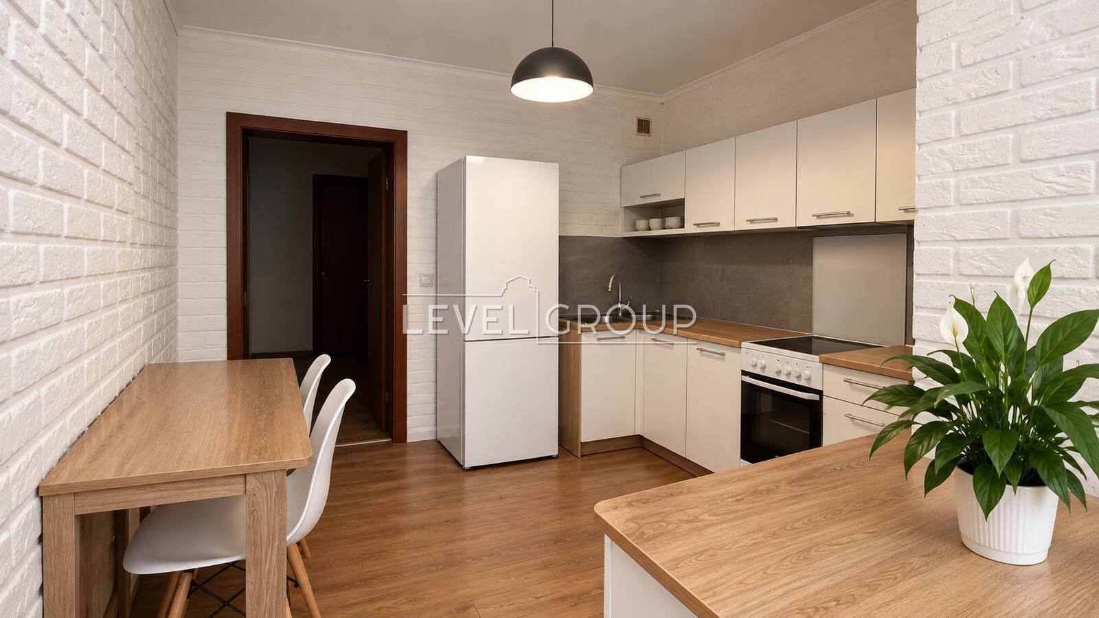 Novatoriv St., 22a