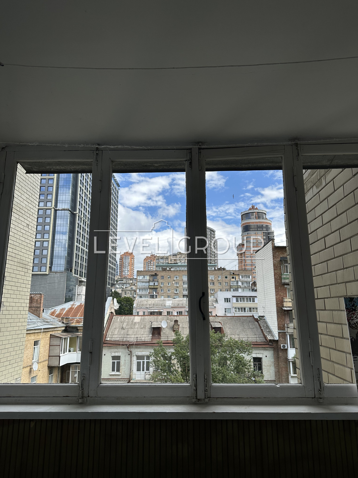Антоновича вул. (Горького), 103А