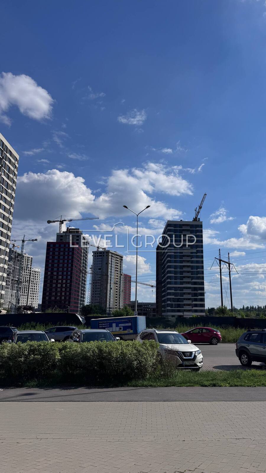 Всеволода Змієнка вул., 13