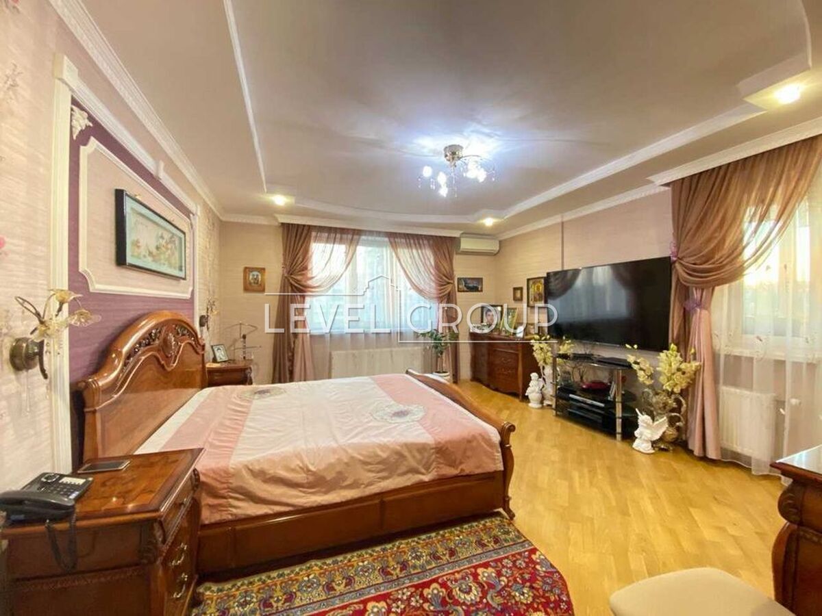Науки просп., 69