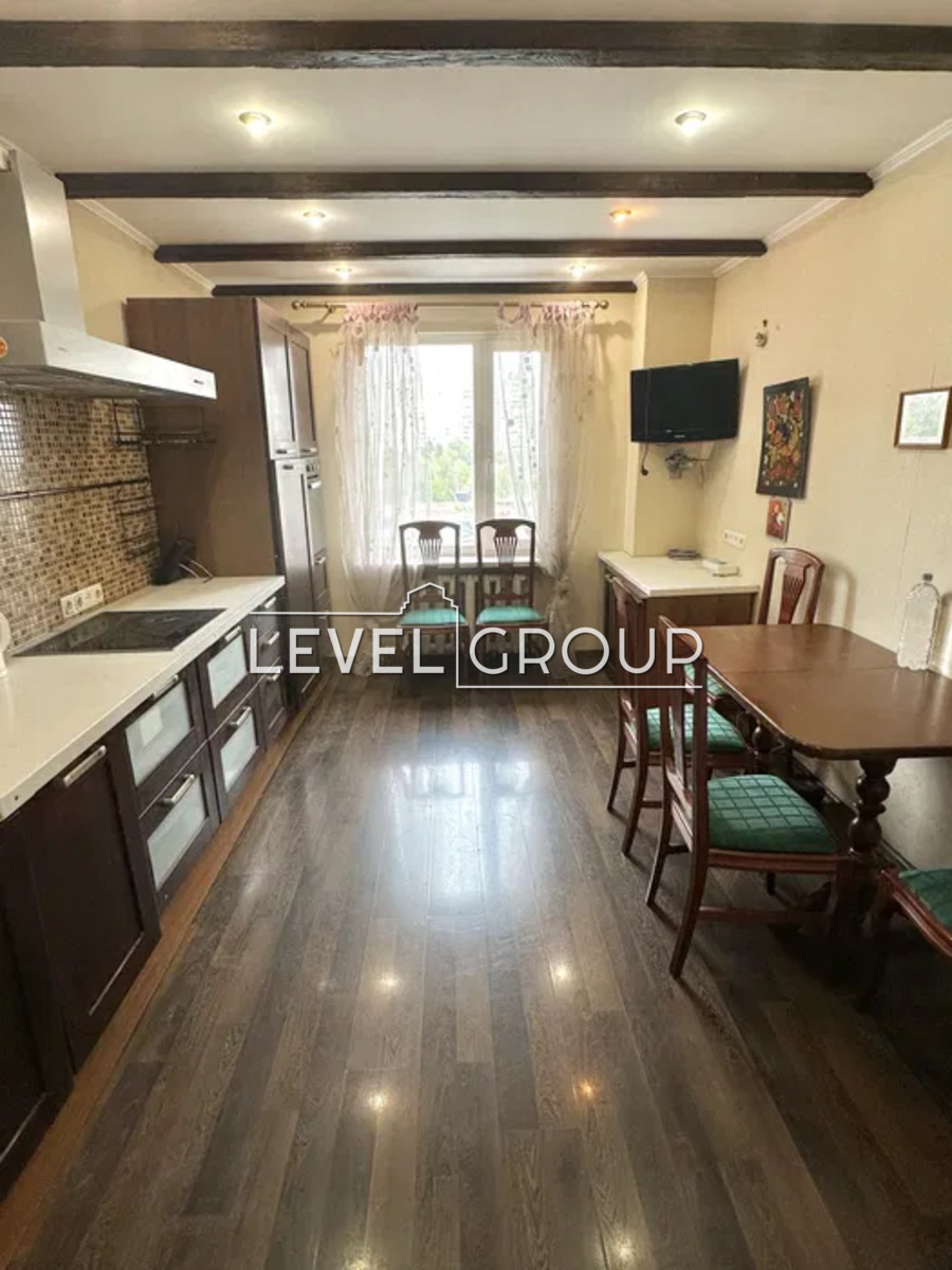 Borys Gmyri St., 1-2