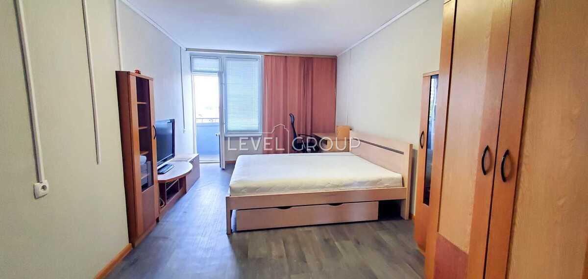 Olesya Honchara St., 96