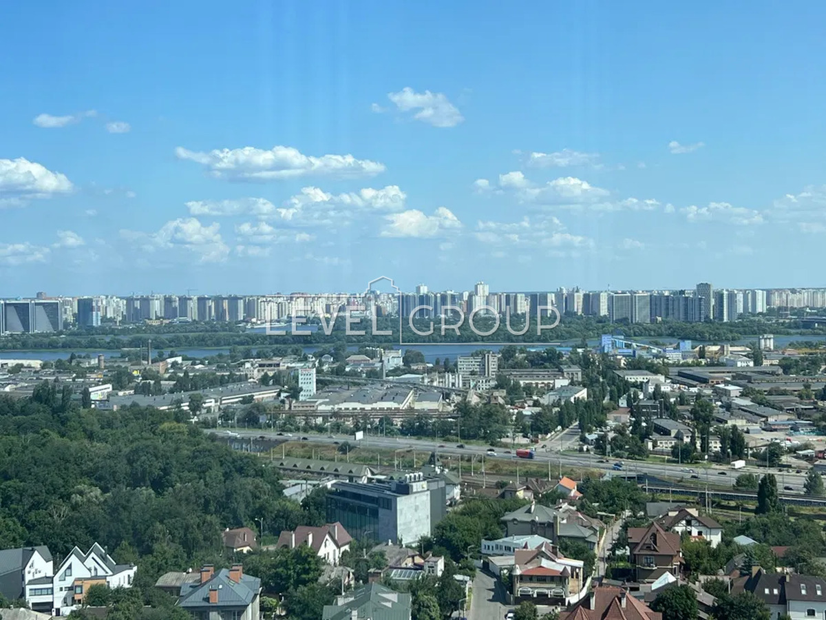 Звіринецька вул., 70а