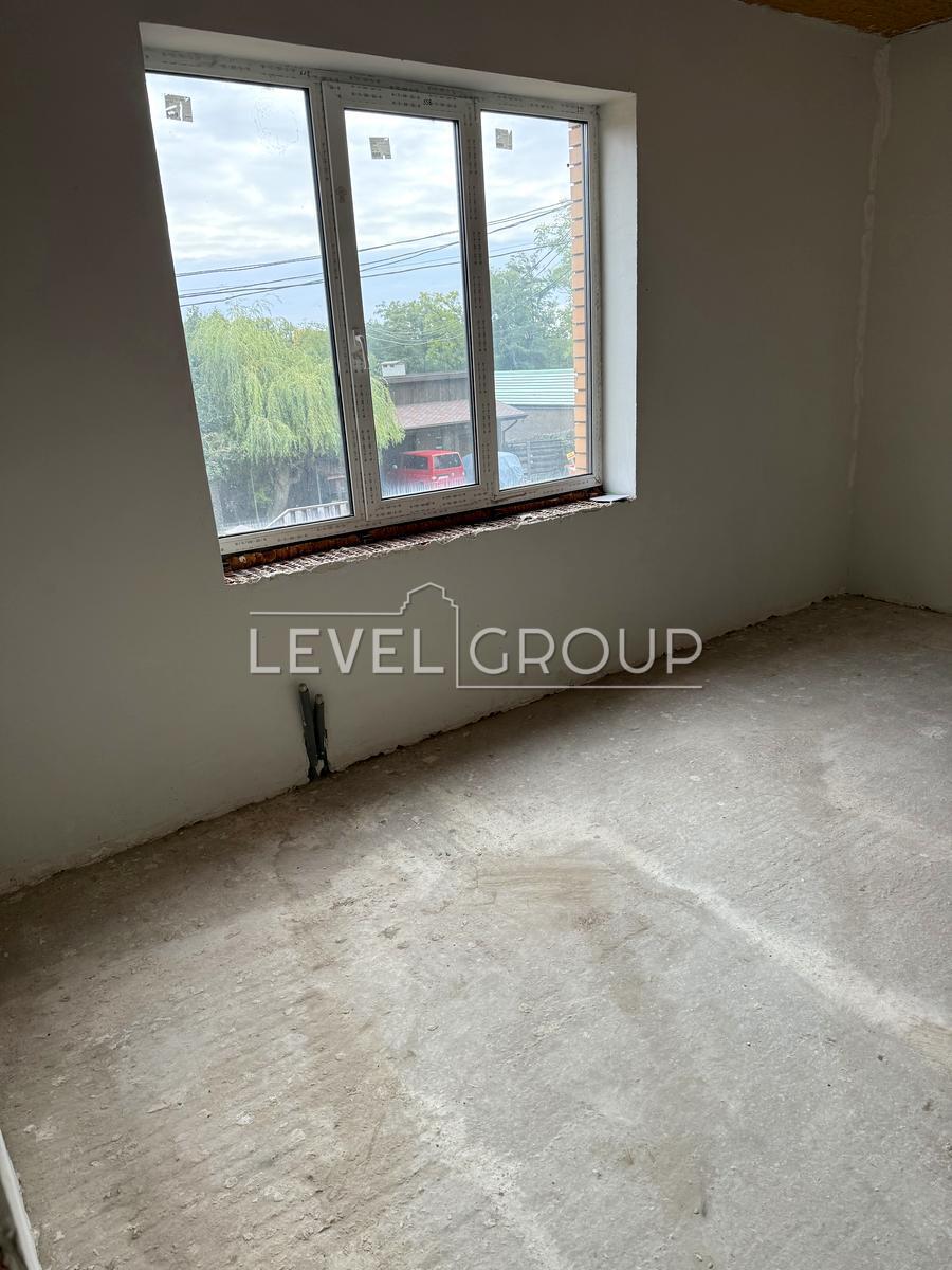 Пудгірна вул., 32