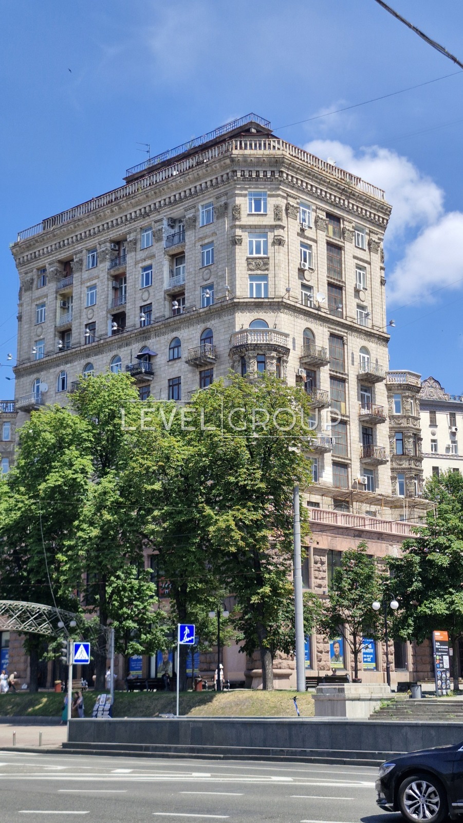 Хрещатик вул., 23
