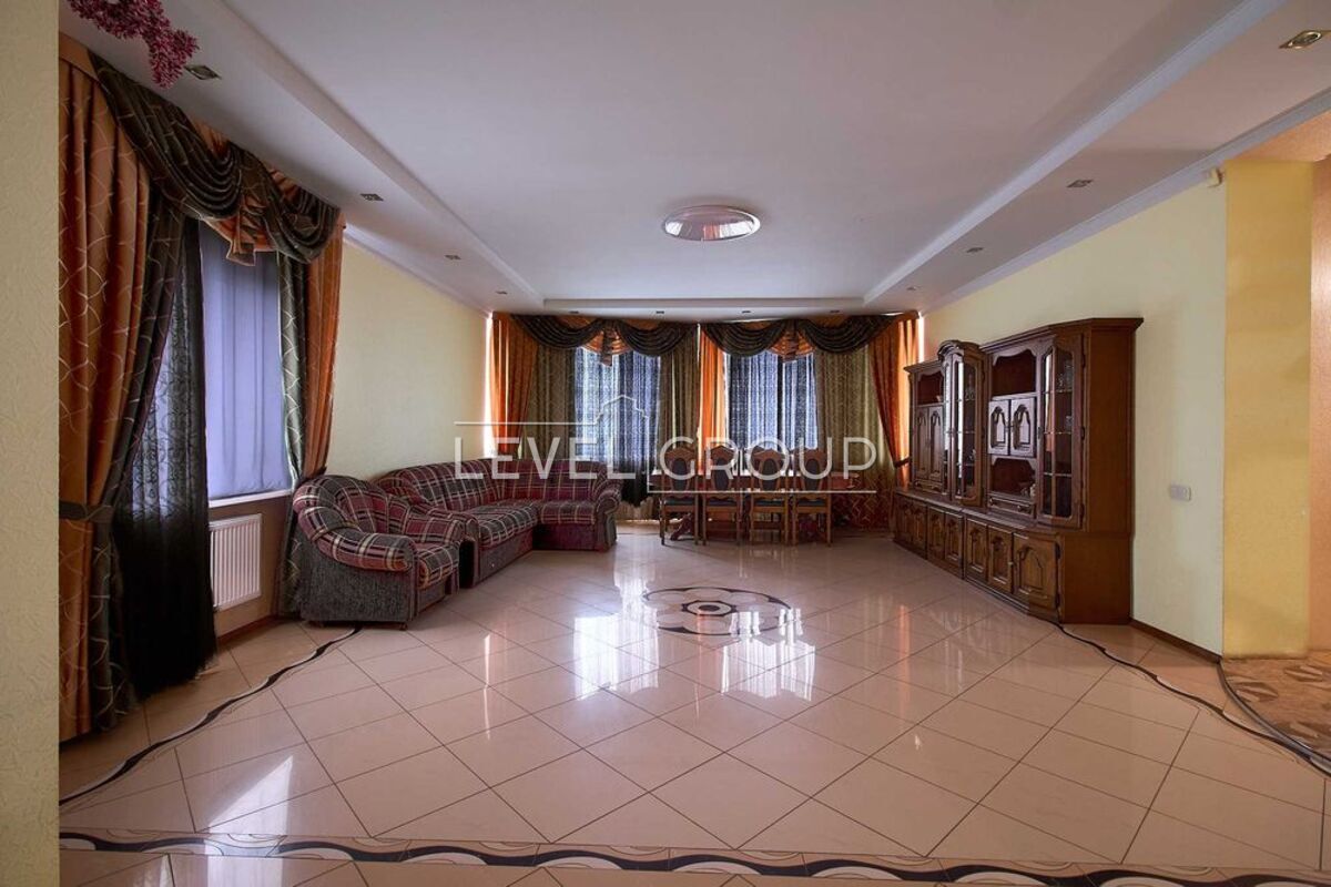 Степова вул., 9-А