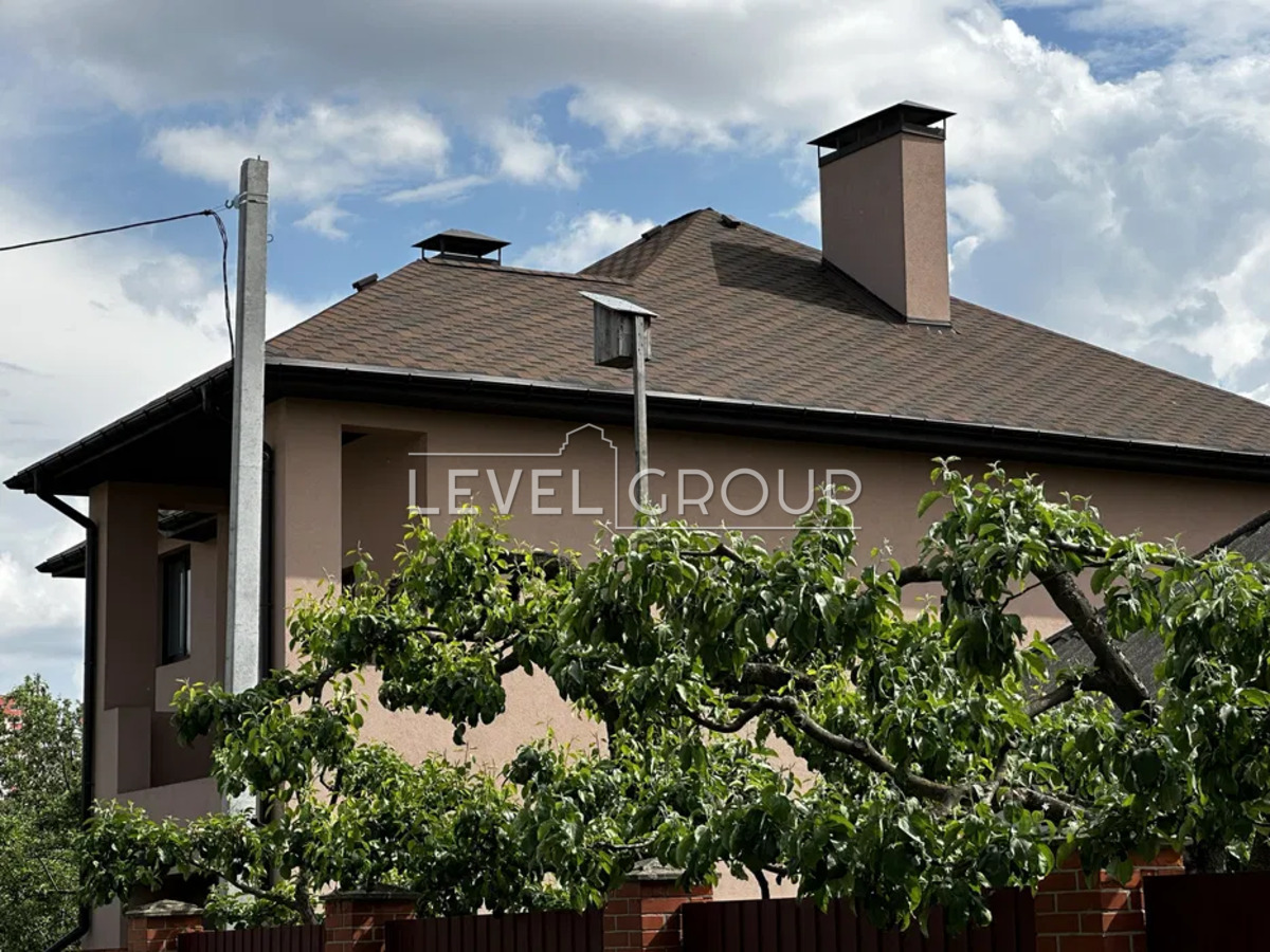 Mykola Mikhnovsky St.